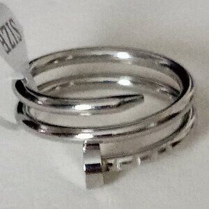 Nevaeh curved Nail Ring stainless steel sz 8 NEW